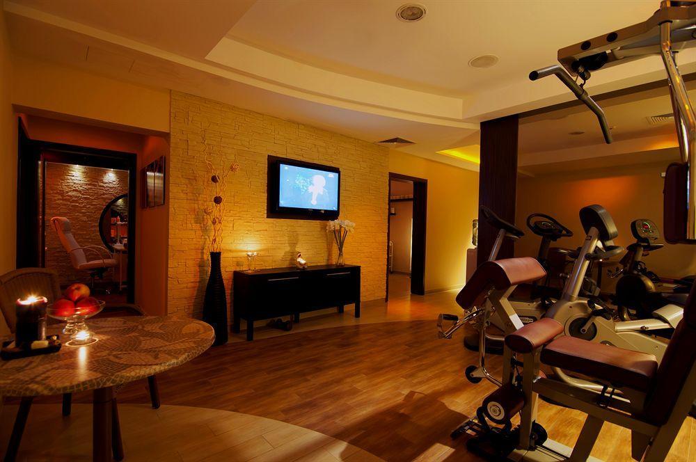 Hotel Lord - Warsaw Airport Εξωτερικό φωτογραφία