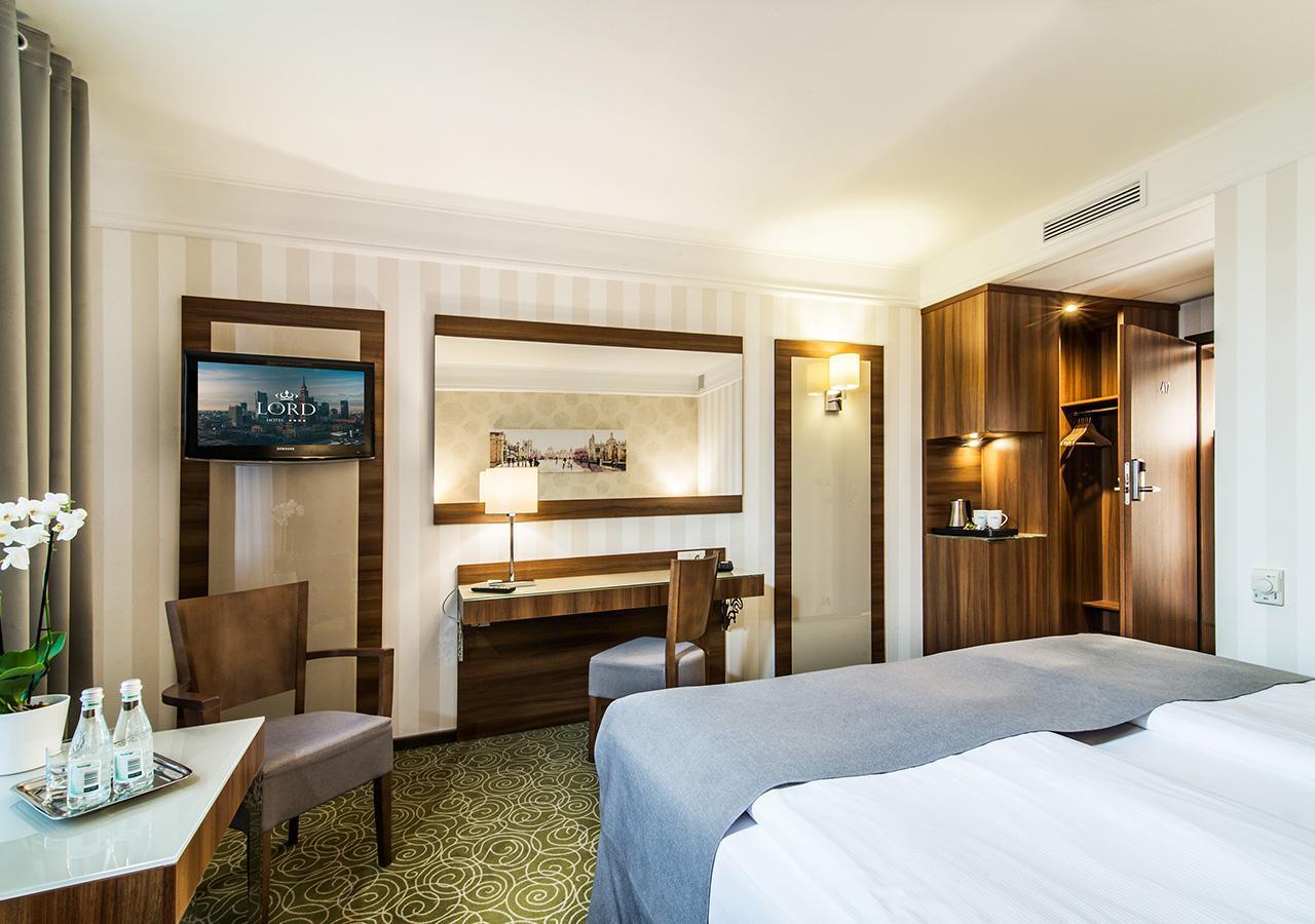 Hotel Lord - Warsaw Airport Εξωτερικό φωτογραφία